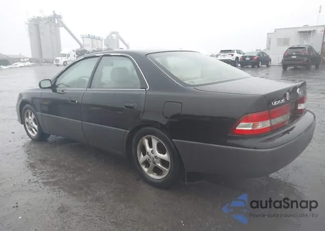 2001 Lexus Es 300 из США, поврежденный, VIN JT8BF28G615105357